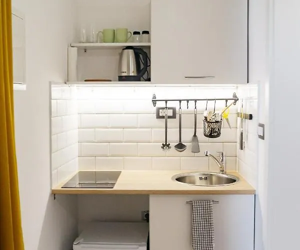 150 Steps To The Main Square *