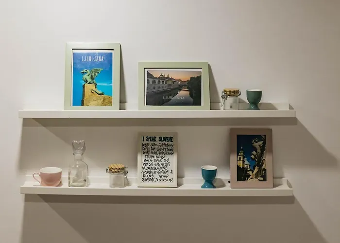 150 Steps To The Main Square Apartman