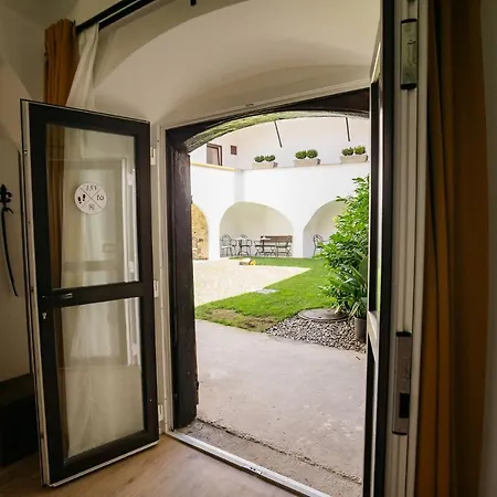 公寓 150 Steps To The Main Square