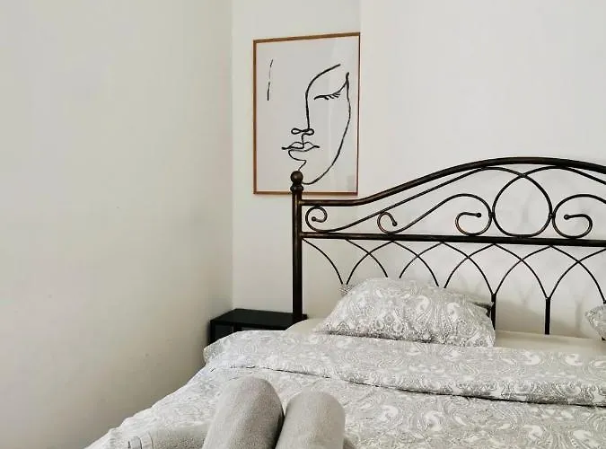 150 Steps To The Main Square * לובליאנה