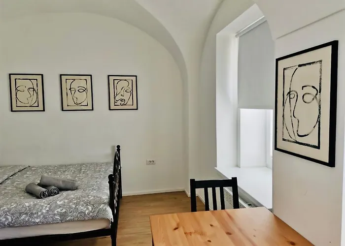 150 Steps To The Main Square ليوبليانا